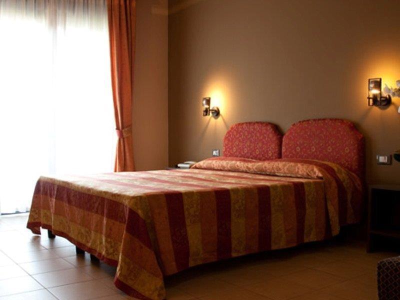 Sph Hotel Turin Ngoại thất bức ảnh
